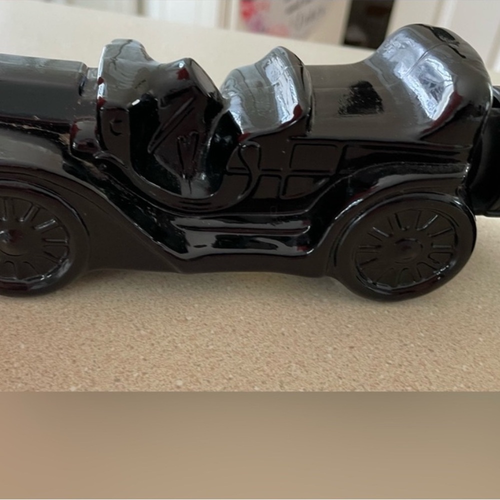 Avon aftershave car ( empty)